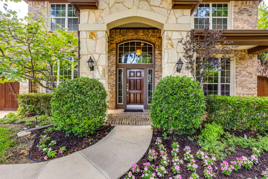 2620 Waters Edge Drive, Grand Prairie, TX 75054 - #2