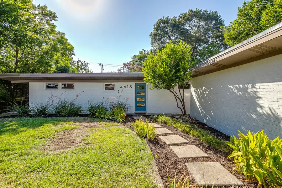 4613 Winthrop Avenue E, Fort Worth, TX 76116 - #2