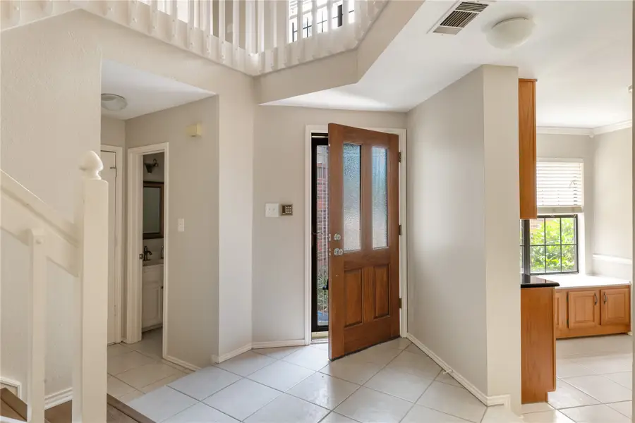 402 Santa Fe Trail #37, Irving, TX 75063 - #2