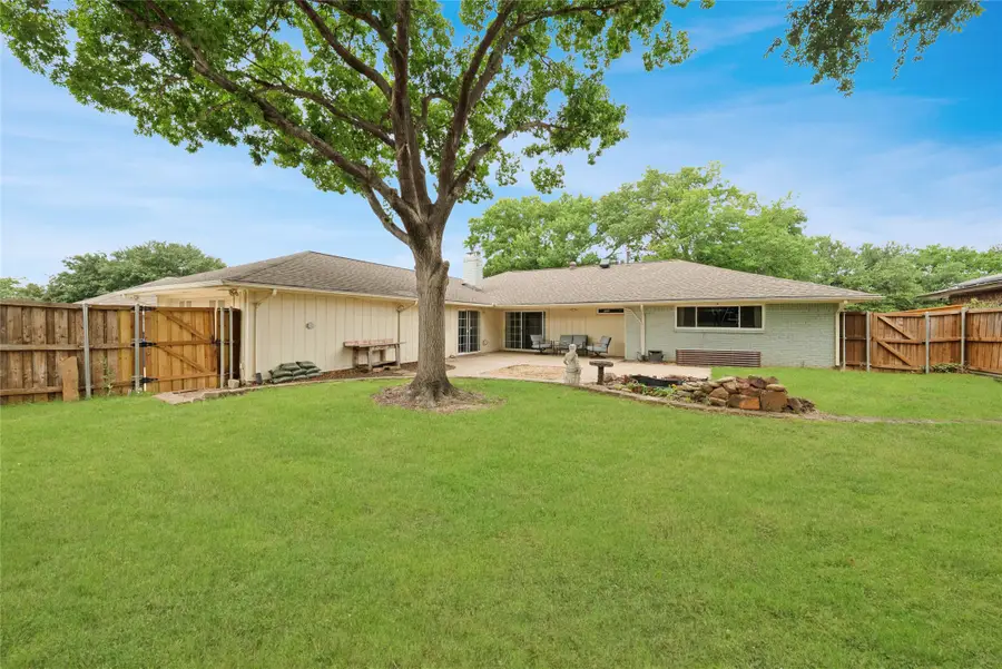 1406 N Trail Drive, Carrollton, TX 75006 - #3
