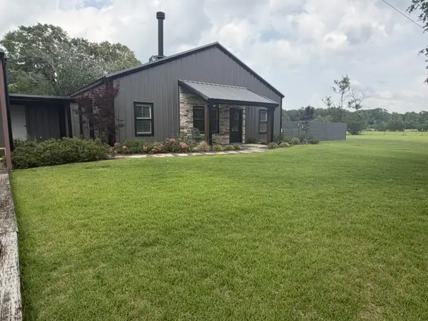 276 Fm 71, Mt Pleasant, TX 75455