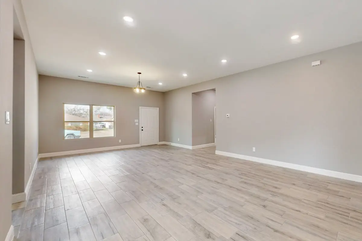 706 Poinsettia, Lancaster, TX 75146 - #1