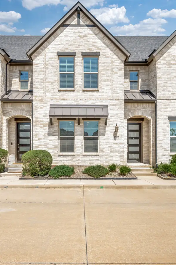 12986 Jk Ojha Street, Farmers Branch, TX 75234