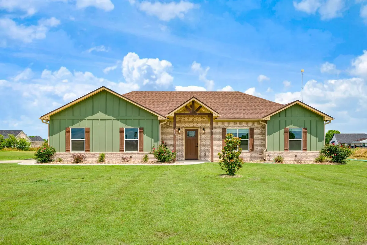 204 Private Road 33083, Sumner, TX 75486 - #1