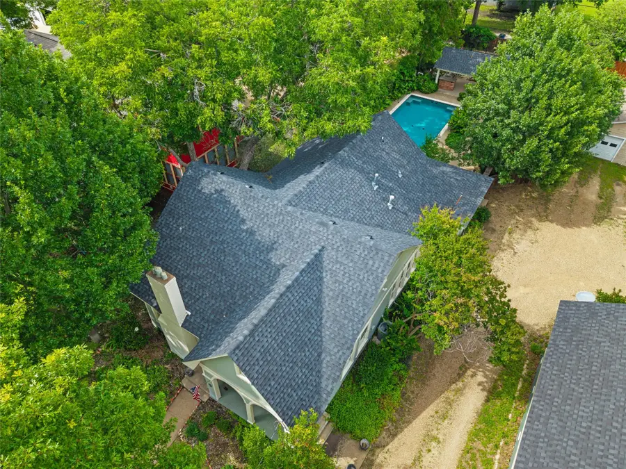 311 E Marvin Avenue, Waxahachie, TX 75165 - #2
