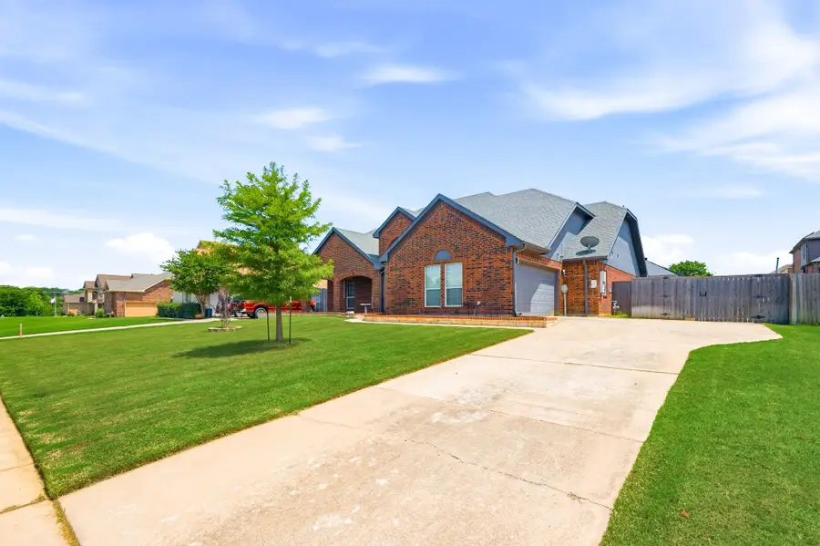 1080 Estates Drive, Kennedale, TX 76060 - #2