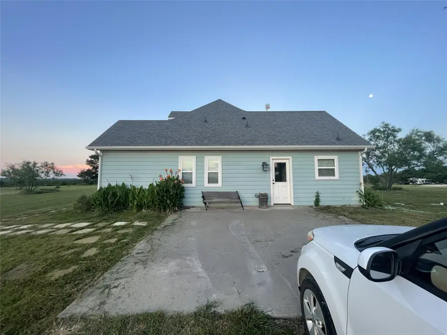 2622 Refuge Road, Sherman, TX 75092 - #3