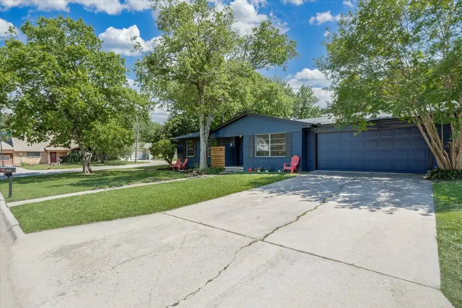 1210 Edinburg Lane, Denton, TX 76209 - #2