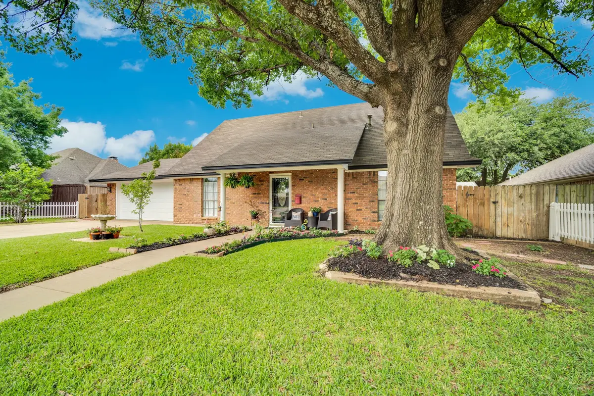 1647 E Pleasant Drive, Midlothian, TX 76065 - #1