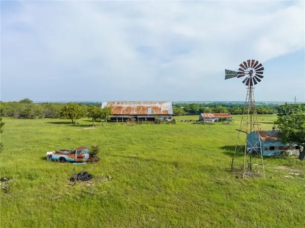 16401 Cedar Rock Parkway, Crawford, TX 76638