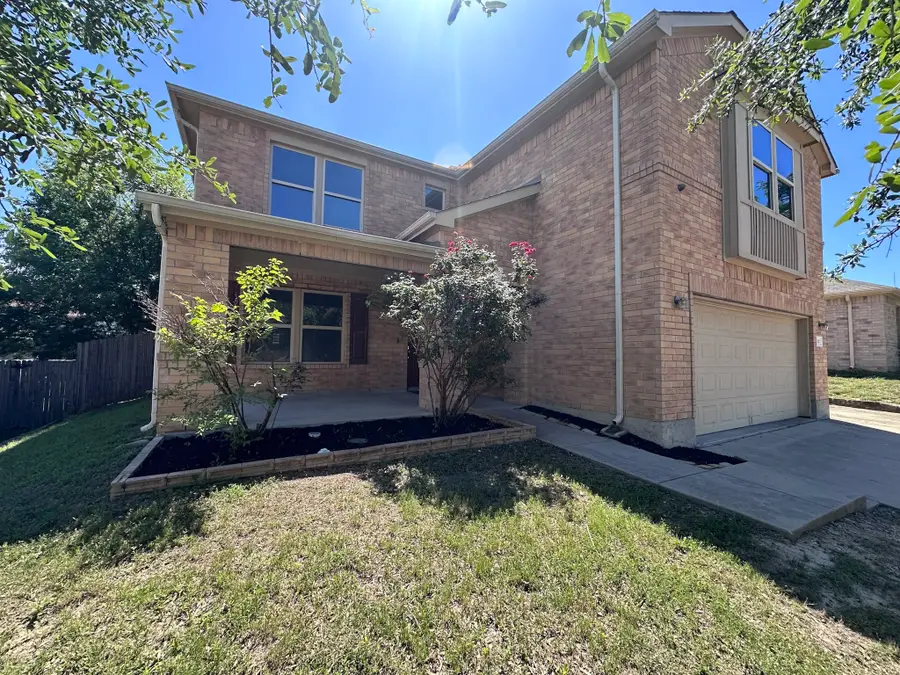 512 Tunnel Street, Cedar Hill, TX 75104 - #2