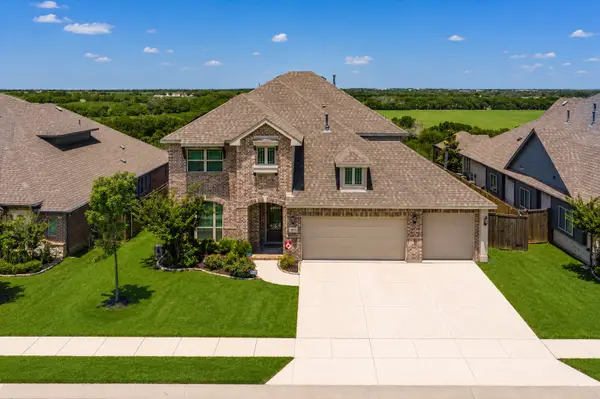 1013 Timber Ridge Drive, Justin, TX 76247