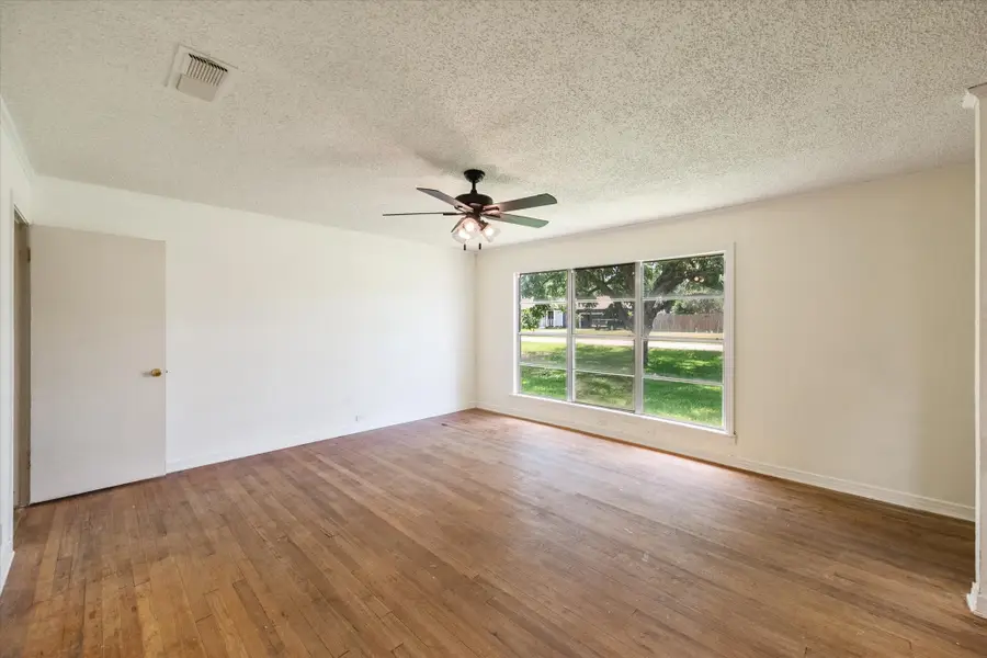 342 Bond Street, Fairfield, TX 75840 - #3