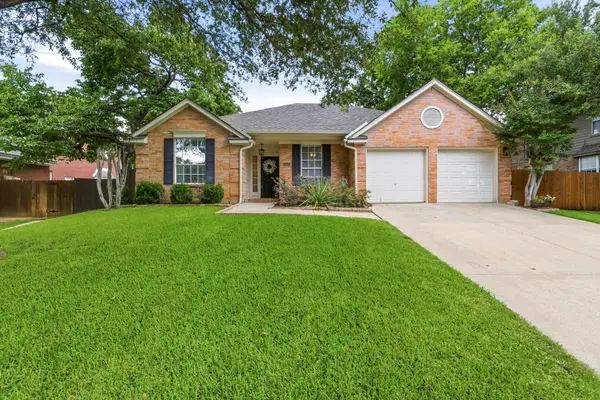 5305 Shadow Glen Drive, Grapevine, TX 76051