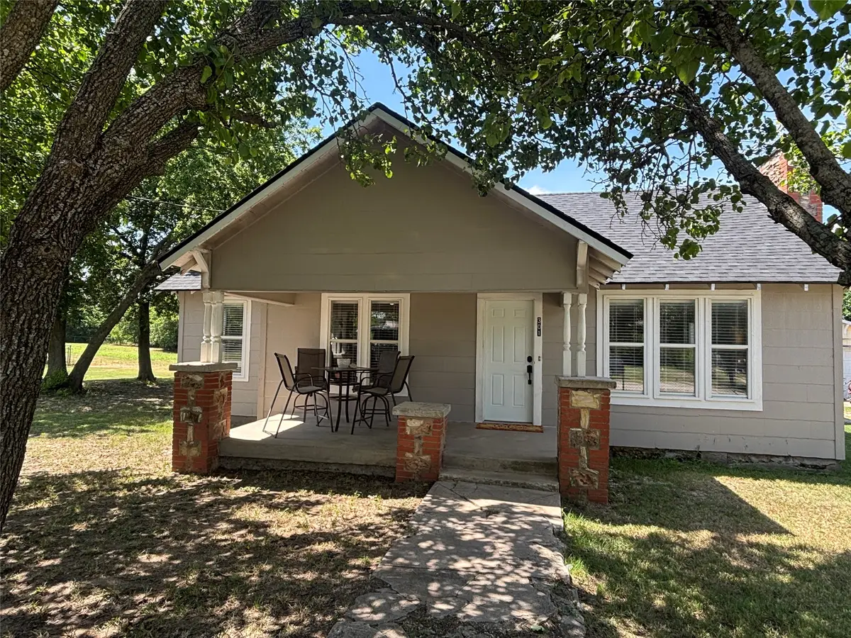 301 Spring Street, Forestburg, TX 76239 - #1