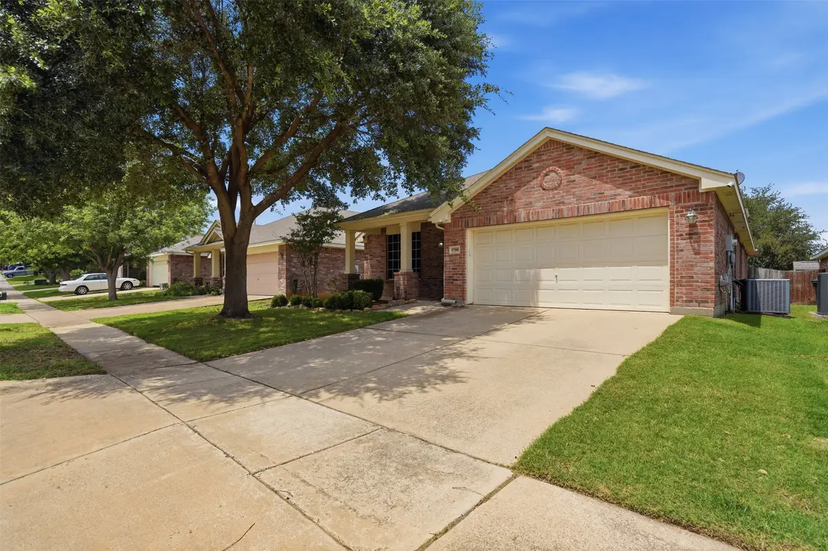 5708 Calf Creek Drive, Fort Worth, TX 76179 - #1