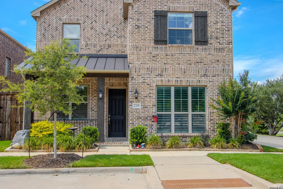 2208 N Royal Crecent Drive N, Flower Mound, TX 75028 - #1