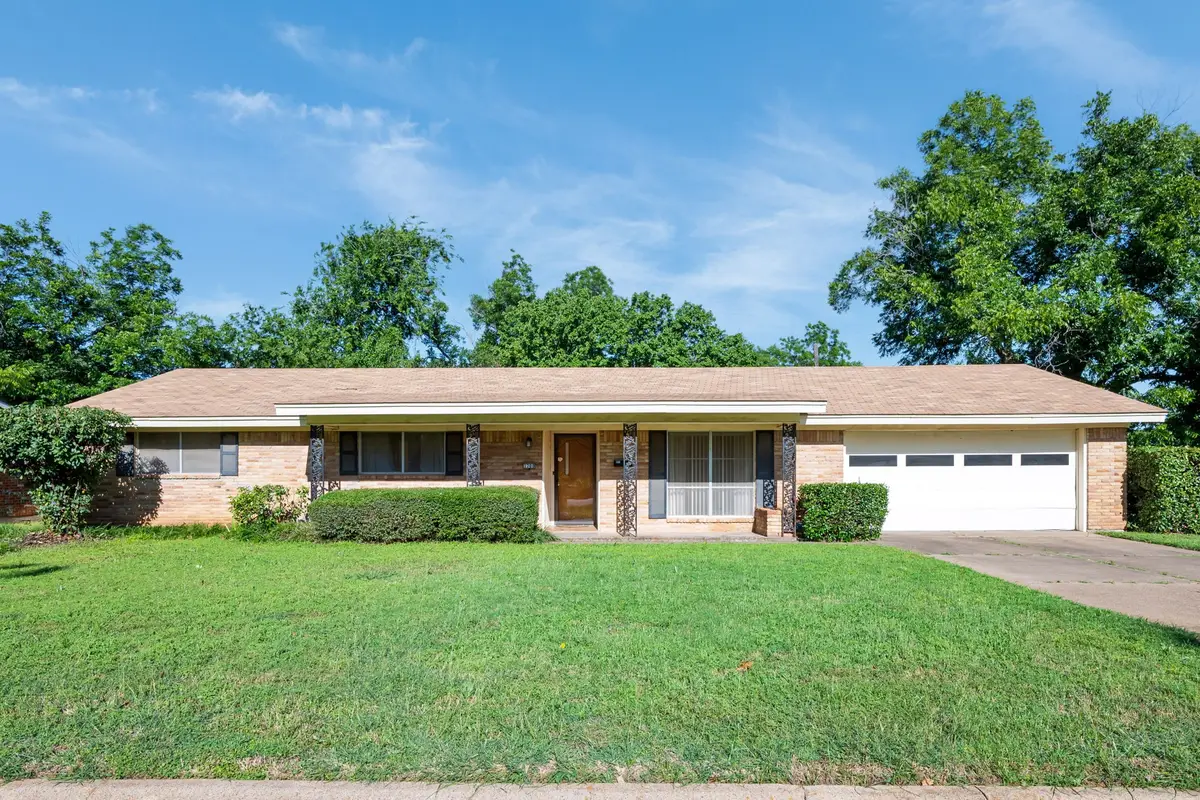 1700 SE 23rd Avenue, Mineral Wells, TX 76067 - #1