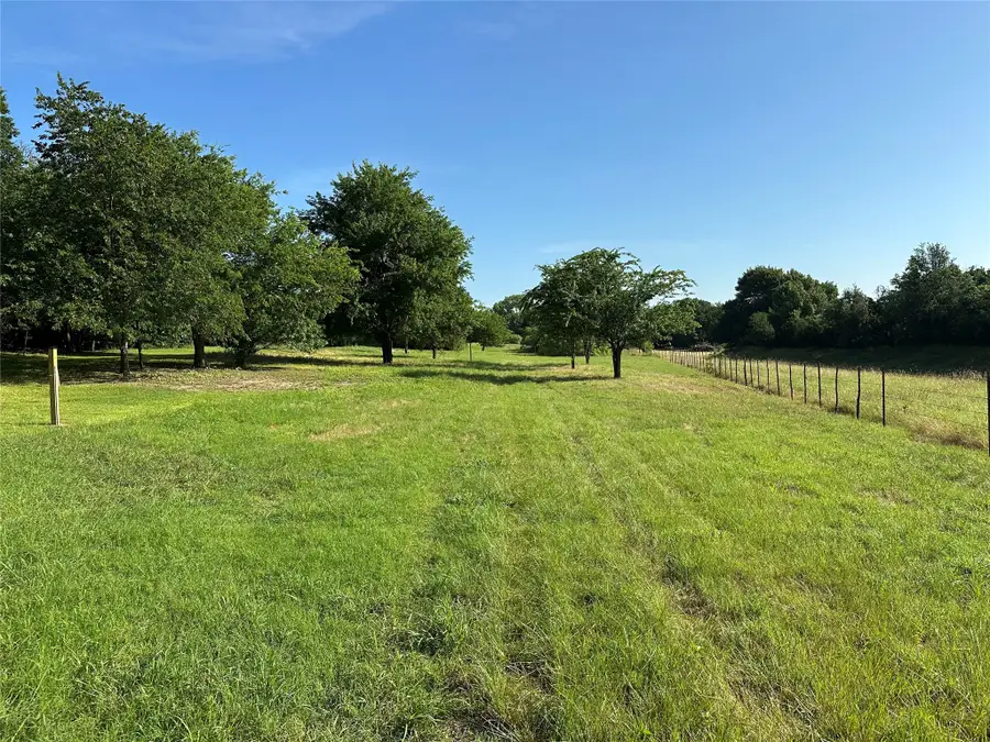 000 Dill, Weatherford, TX 76085 - #2