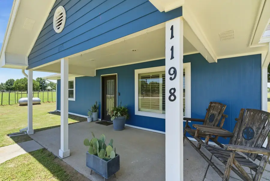 1198 Poe Prairie Road, Millsap, TX 76066 - #3