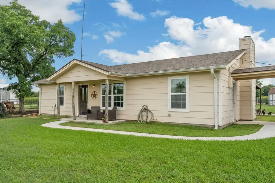 2851 Fm 339, Mount Calm, TX 76673 - #2