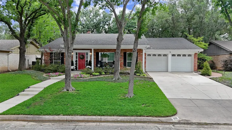 808 San Marcos Lane, Bedford, TX 76021 - #2
