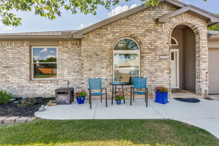 308 Candlestick Trail, Saginaw, TX 76179 - #2