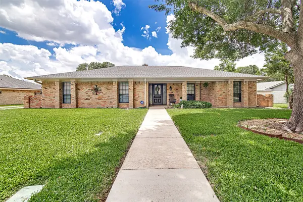 4375 Rota Circle, Fort Worth, TX 76133
