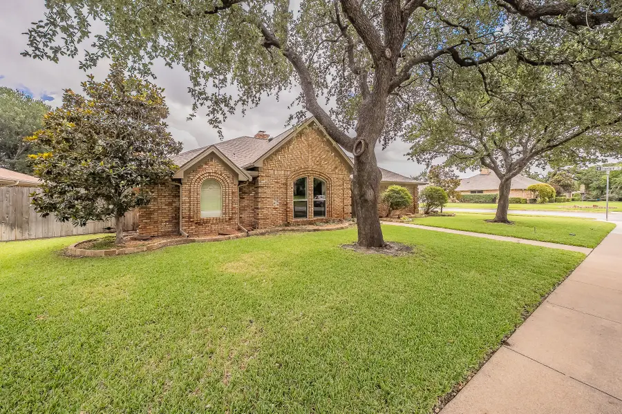 3032 Shenandoah Drive, Bedford, TX 76021 - #2