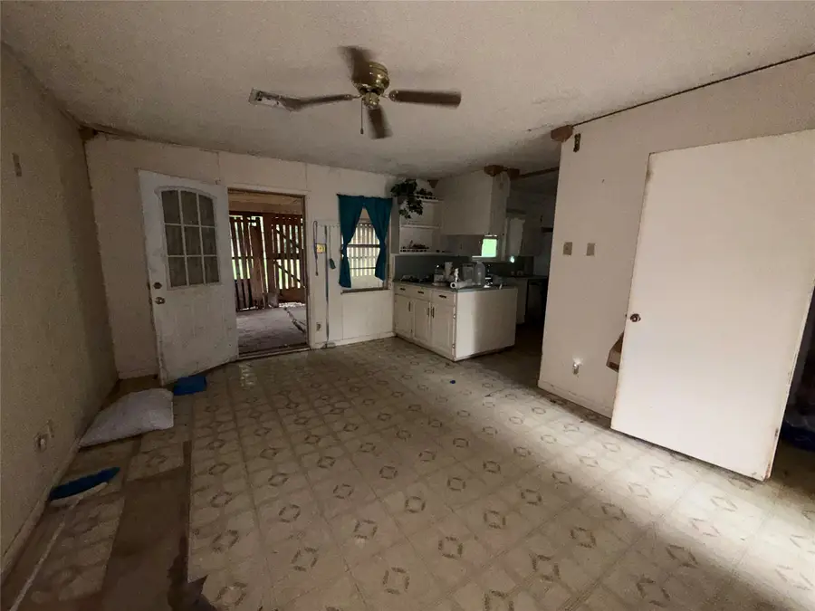 120 E Dawn Drive, Robinson, TX 76706 - #3