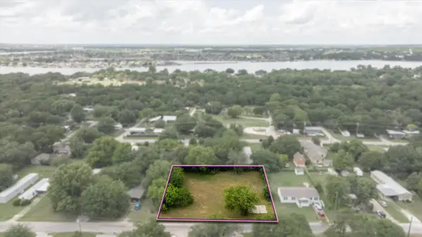 1516 Alamo Drive, Granbury, TX 76048