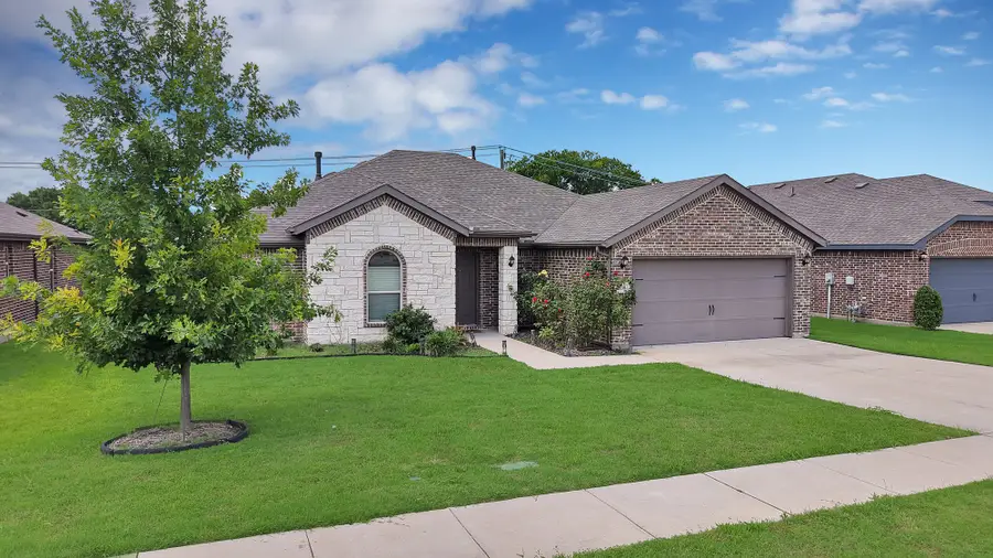 1338 Winding Hollow Drive, Grand Prairie, TX 75052 - #2