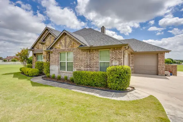 105 Legacy Downs Drive, Fort Worth, TX 76126