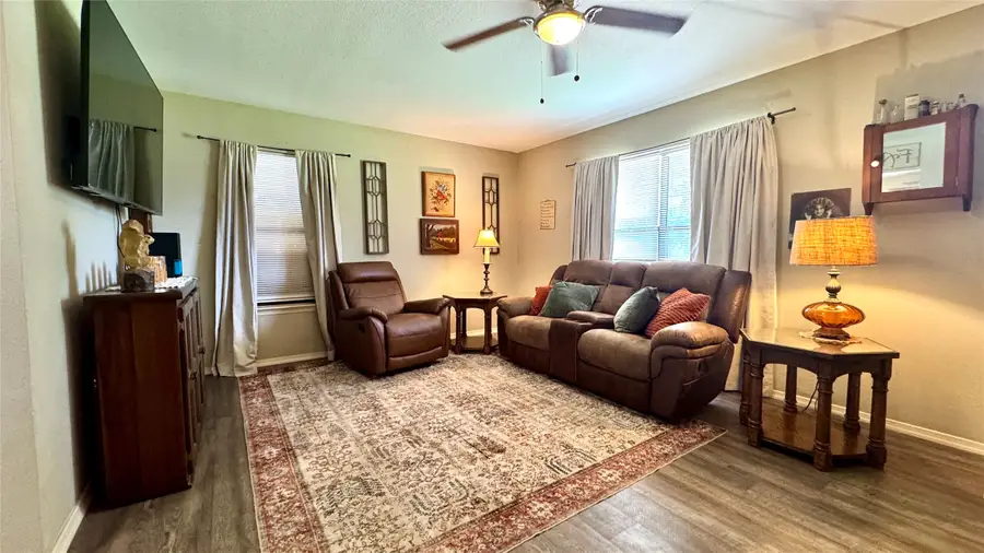 403 Cooper Street, Rosser, TX 75157 - #2