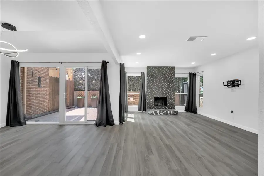 1916 Shorewood Drive, Grapevine, TX 76051 - #3
