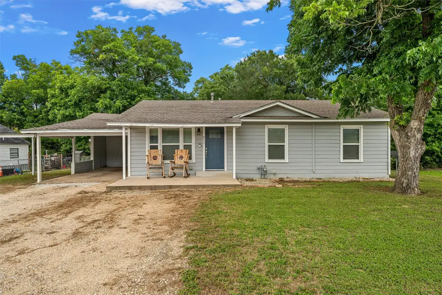 911 S Main Street, West, TX 76691 - #2