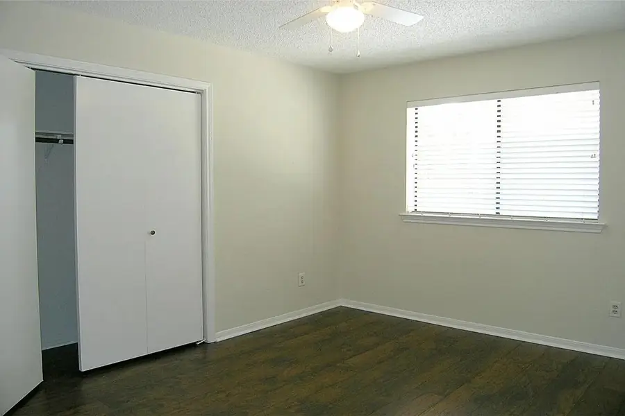 5505 Oak Brook Road, Arlington, TX 76016 - #3
