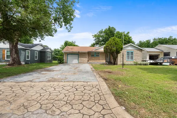 813 Truman Street, Arlington, TX 76011
