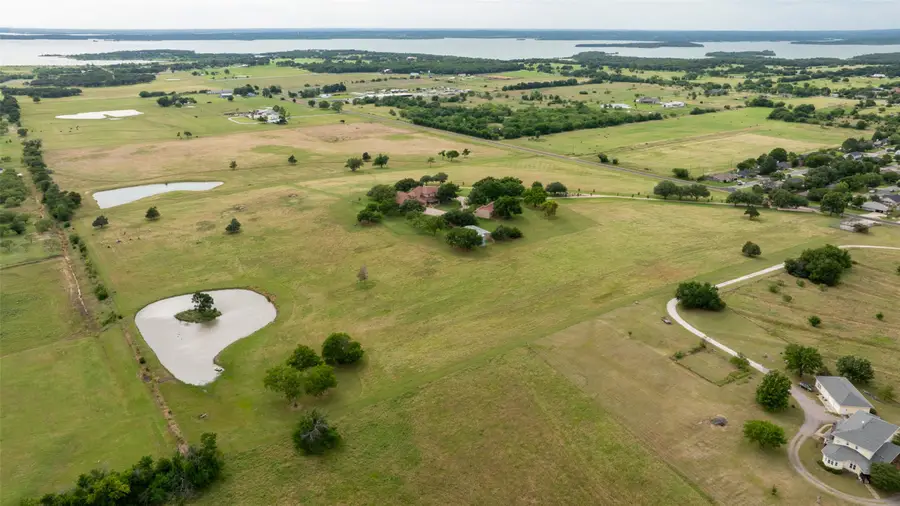 701 W Walcott Street, Pilot Point, TX 76258 - #3