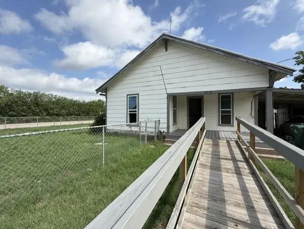 616 W 4th Street, Coleman, TX 76834