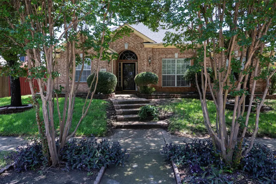 5833 Legend Lane, The Colony, TX 75056 - #2