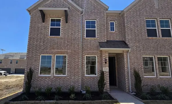 5713 Lakeview Drive, Watauga, TX 76148