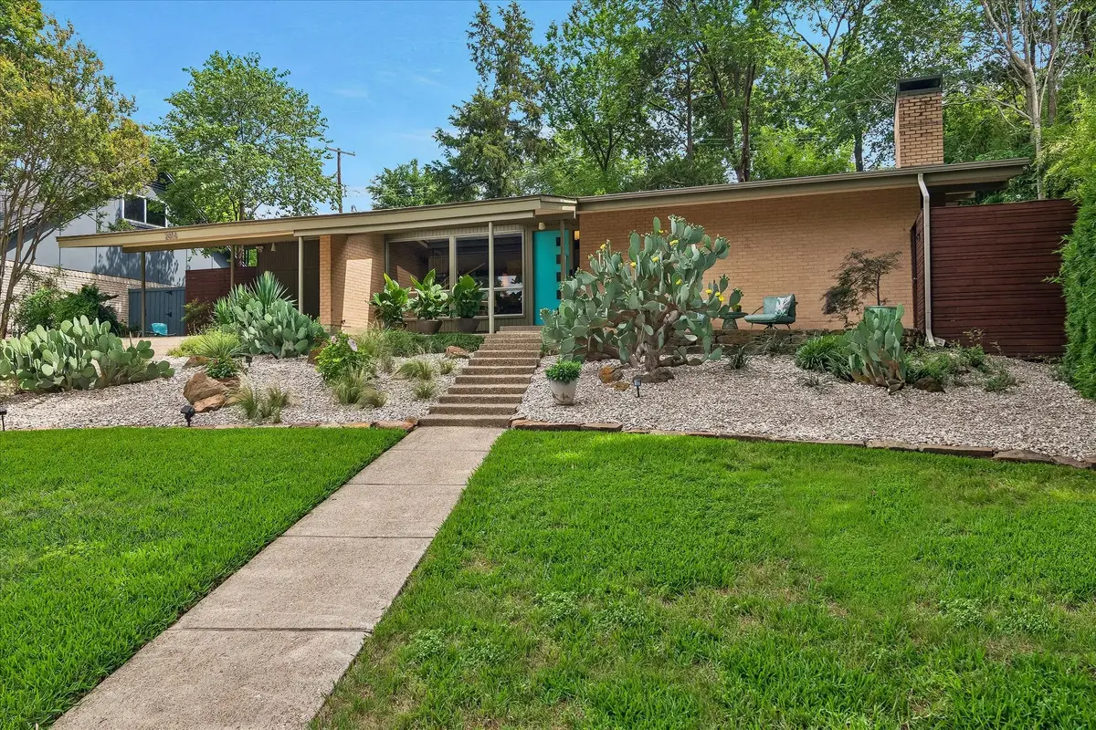 2816 Ilahe Drive, Dallas, TX 75233 - #1