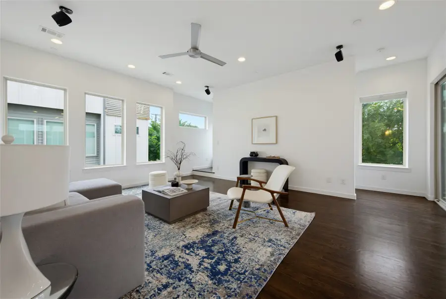 1915 Summit Avenue #1, Dallas, TX 75206 - #2