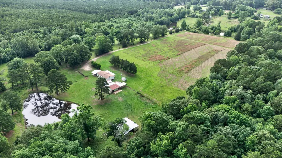 11046 Upper State Line Road, Vivian, LA 71082 - #3