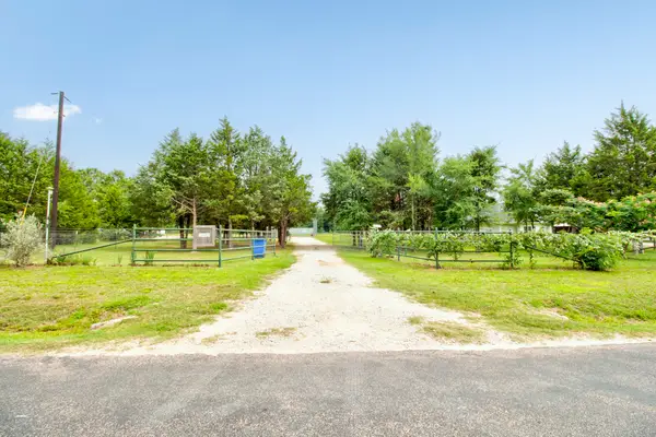 1469 Cedar Mills, Gordonville, TX 76245