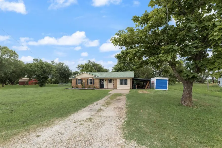 393 County Road 3320, Greenville, TX 75402 - #2