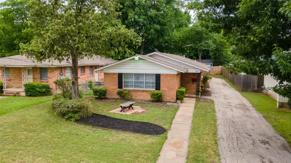 203 Brown Street, Waxahachie, TX 75165