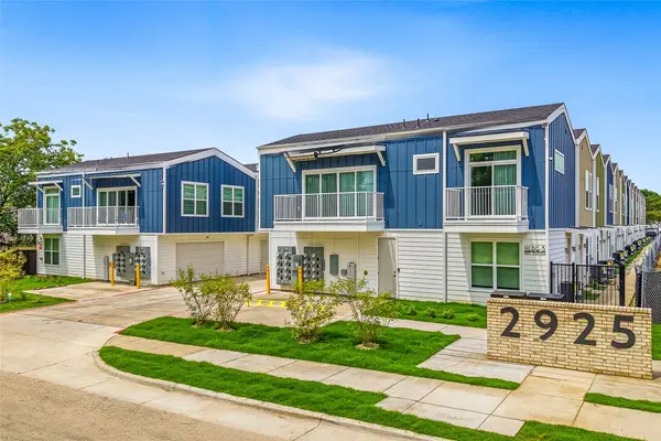 2925 Spruce Valley Lane #405, Dallas, TX 75233