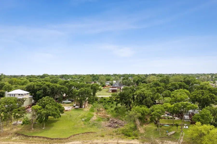 4547 N Shore Drive, The Colony, TX 75056 - #3